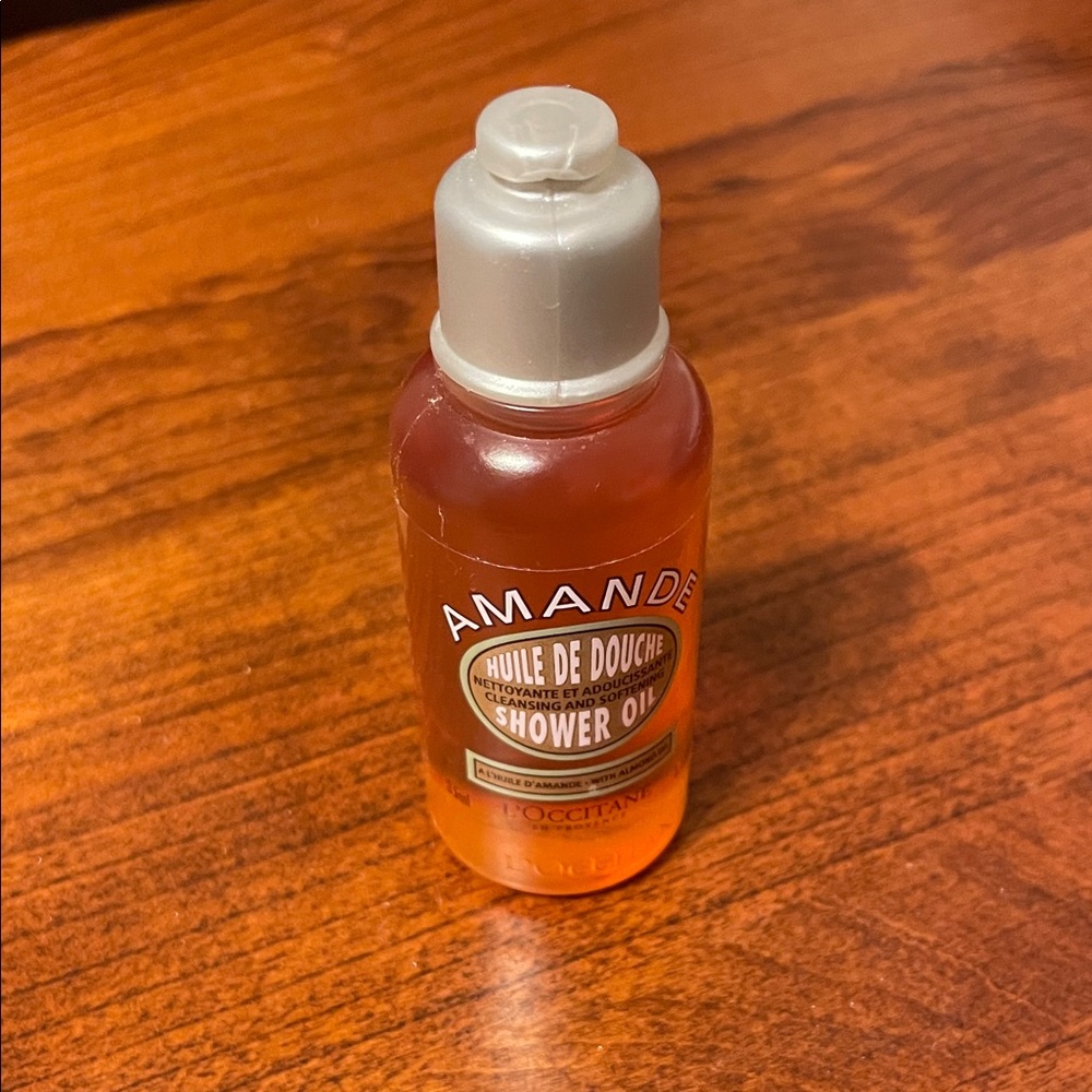 L'OCCITANE Amande Shower Oil 35ml travel size